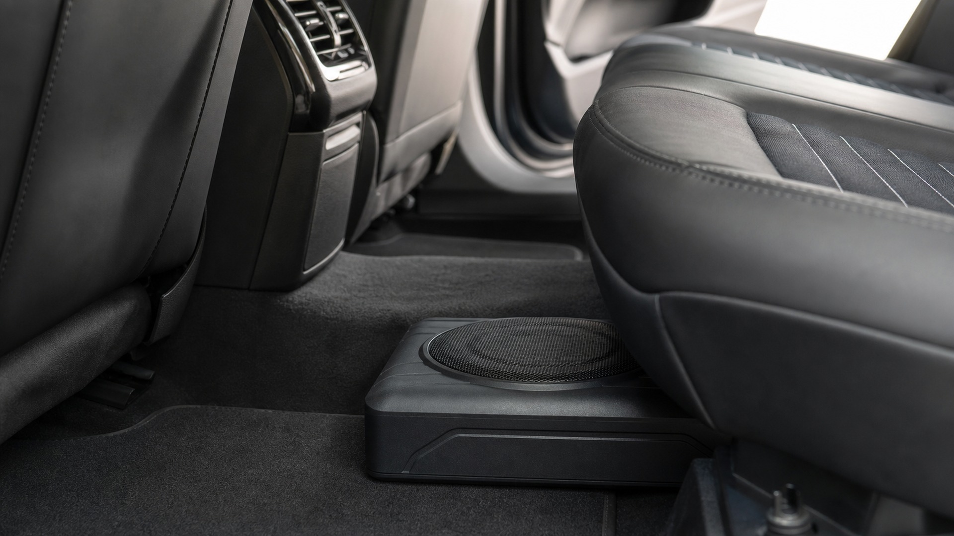 When to Use Powered Subwoofer Systems Instead of Car Amplifiers