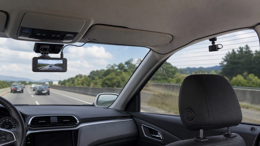 dual-channel dash cameras explainer hero image for Review Streets