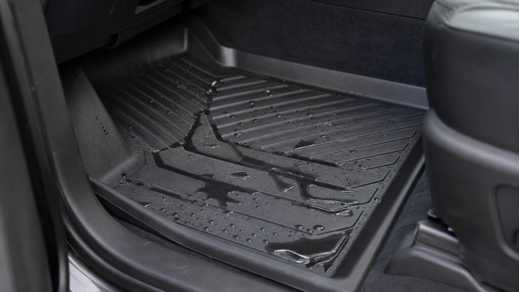 all-weather floor mats explainer hero image for Review Streets