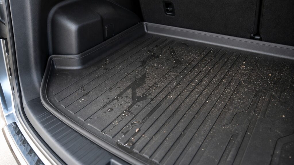 cargo mats explainer hero image for Review Streets