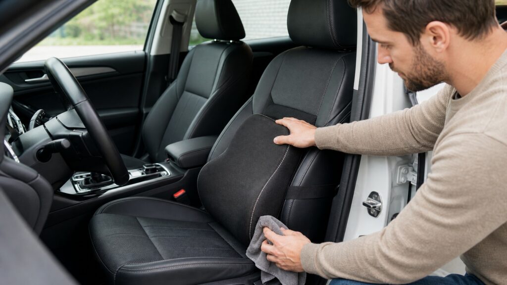 lumbar support cushions explainer hero image for Review Streets