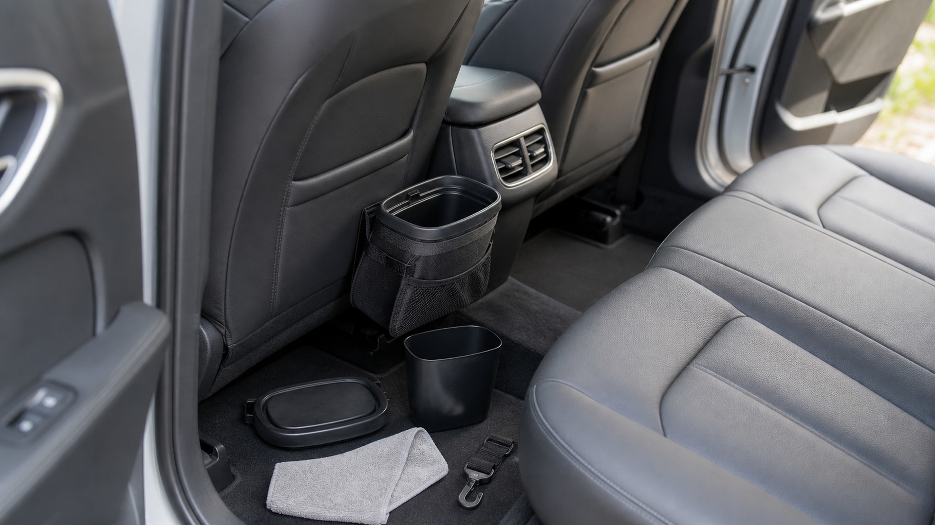 Why Car Trash Cans Maintenance Role Matters