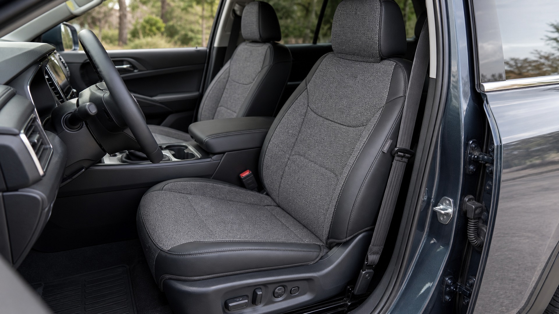 Why Custom Fit Seat Covers Operating Function Matters
