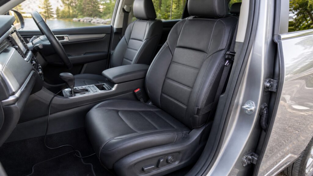 leather seat covers explainer hero image for Review Streets