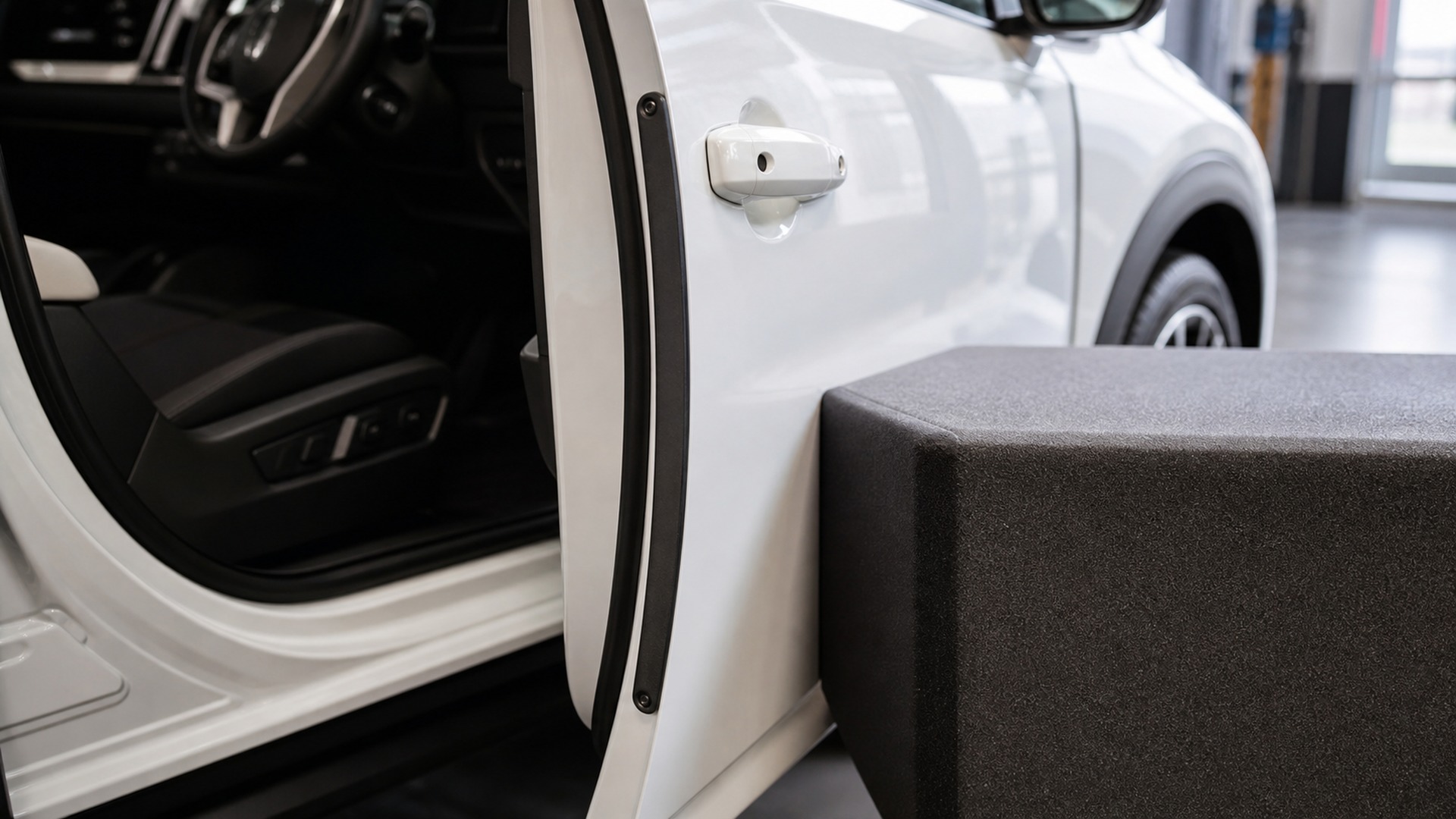 Why Door Edge Guards Operating Function Matters