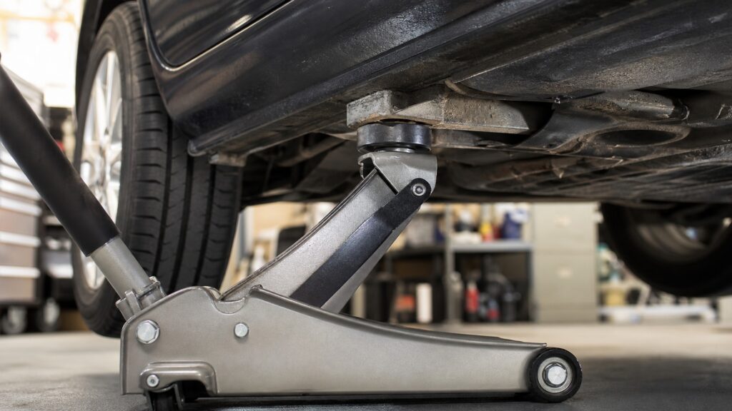 vehicle lifting equipment explainer hero image for Review Streets