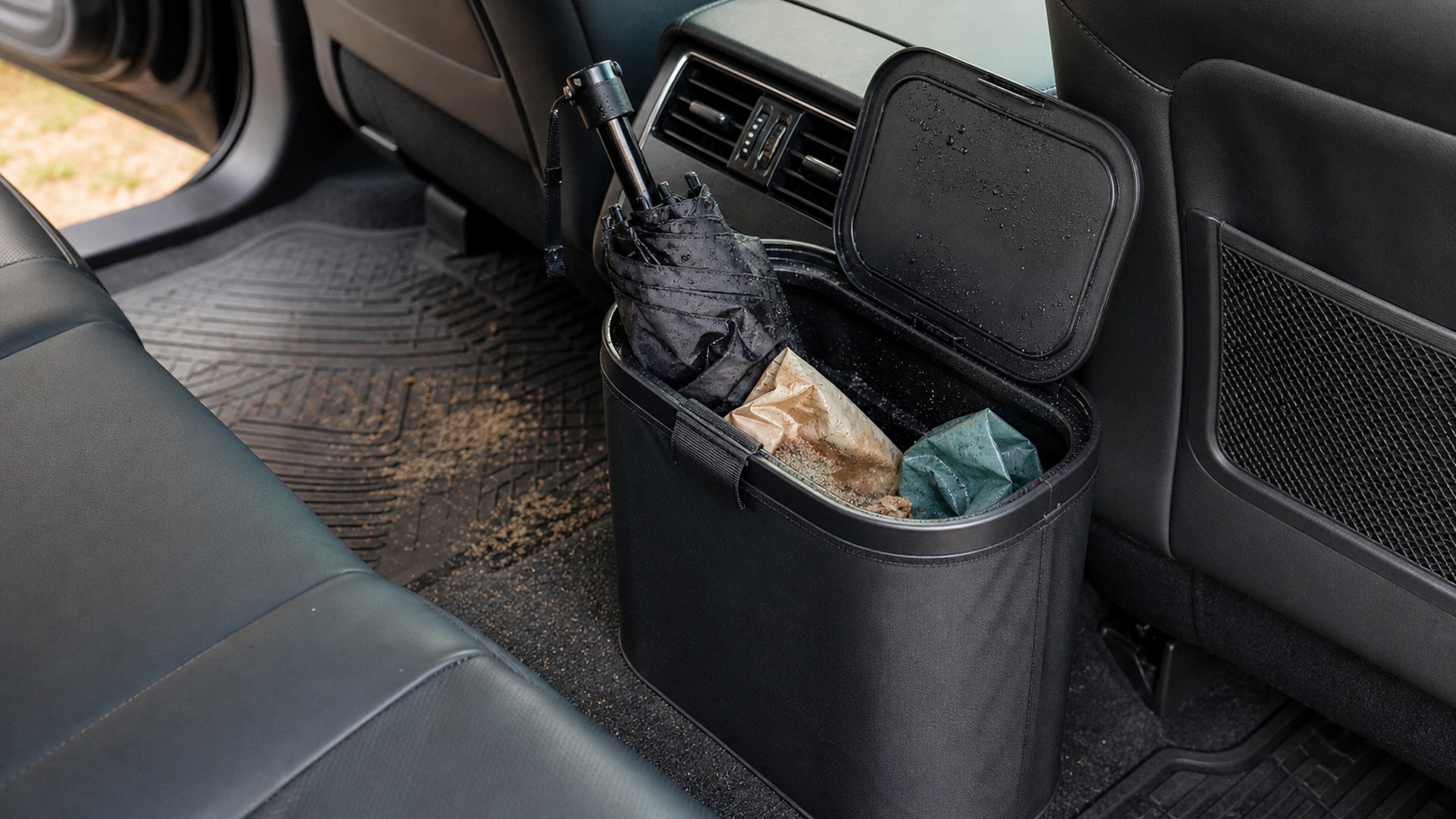 Car Trash Cans Buying Guide for All-Weather Interior Use