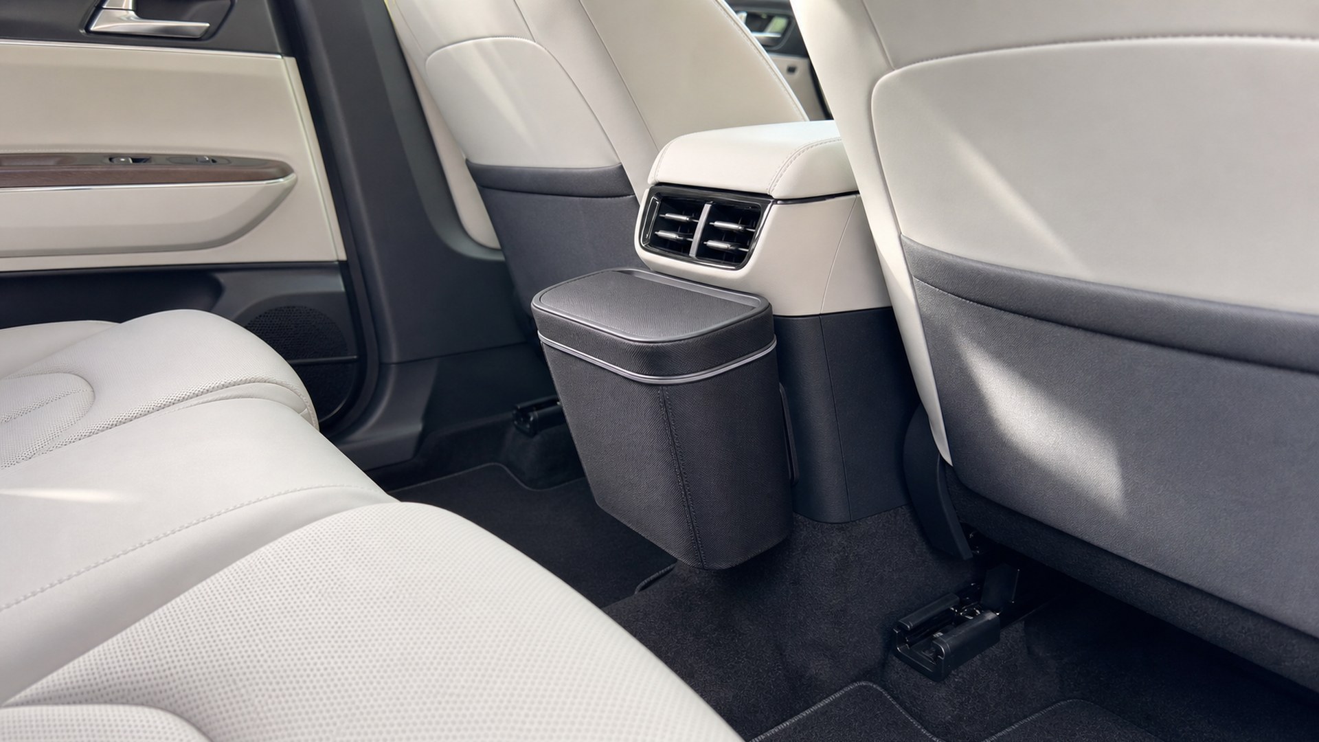 Car Trash Cans Buying Guide for Cabin Comfort Upgrades