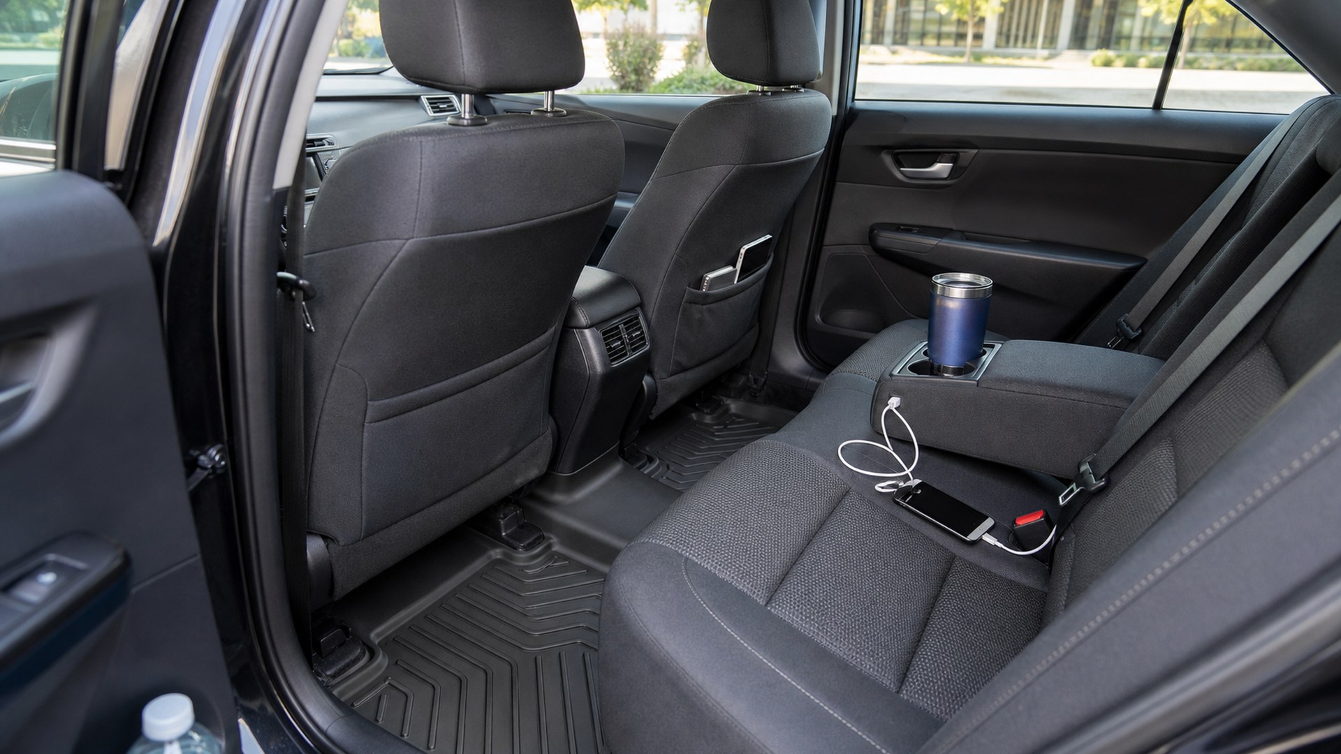 How to Choose All-Weather Floor Mats for Ride-Share and Commuter Cars
