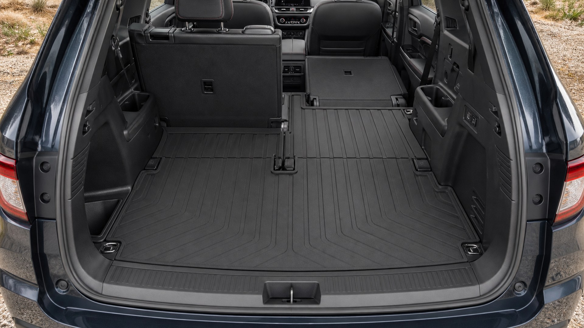 How to Choose Cargo Mats for Seat, Dash, and Console Layouts