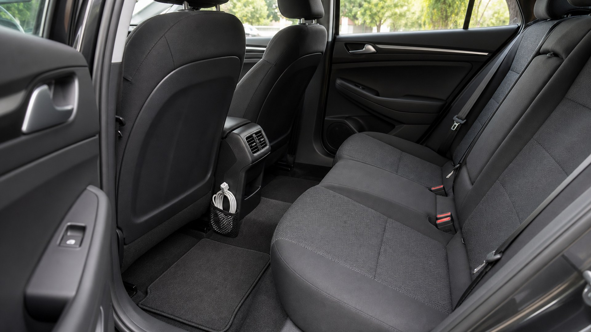 How to Choose Carpet Floor Mats for Ride-Share and Commuter Cars