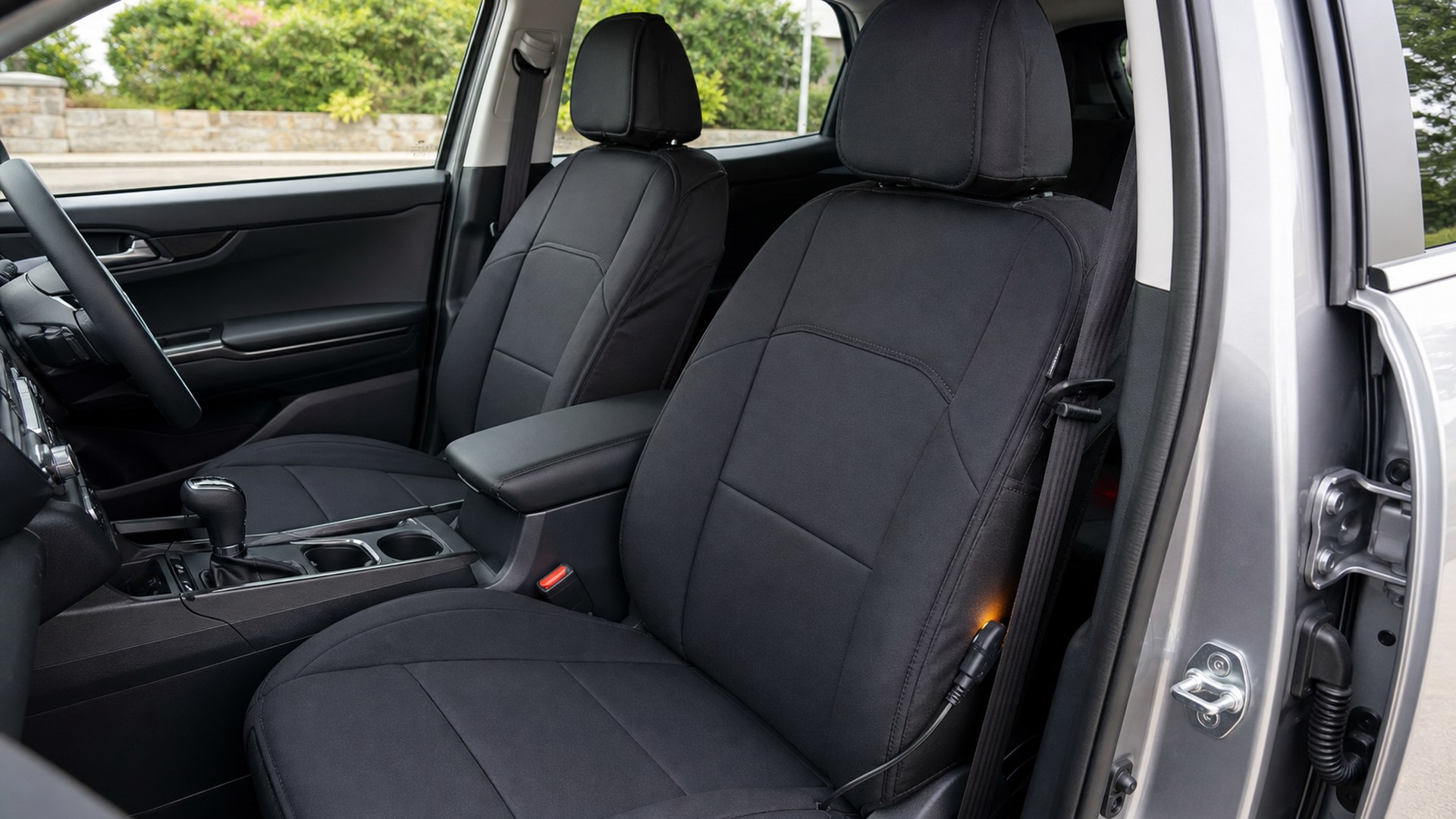 How to Choose Heated Seat Covers for Interior Fitment Checks