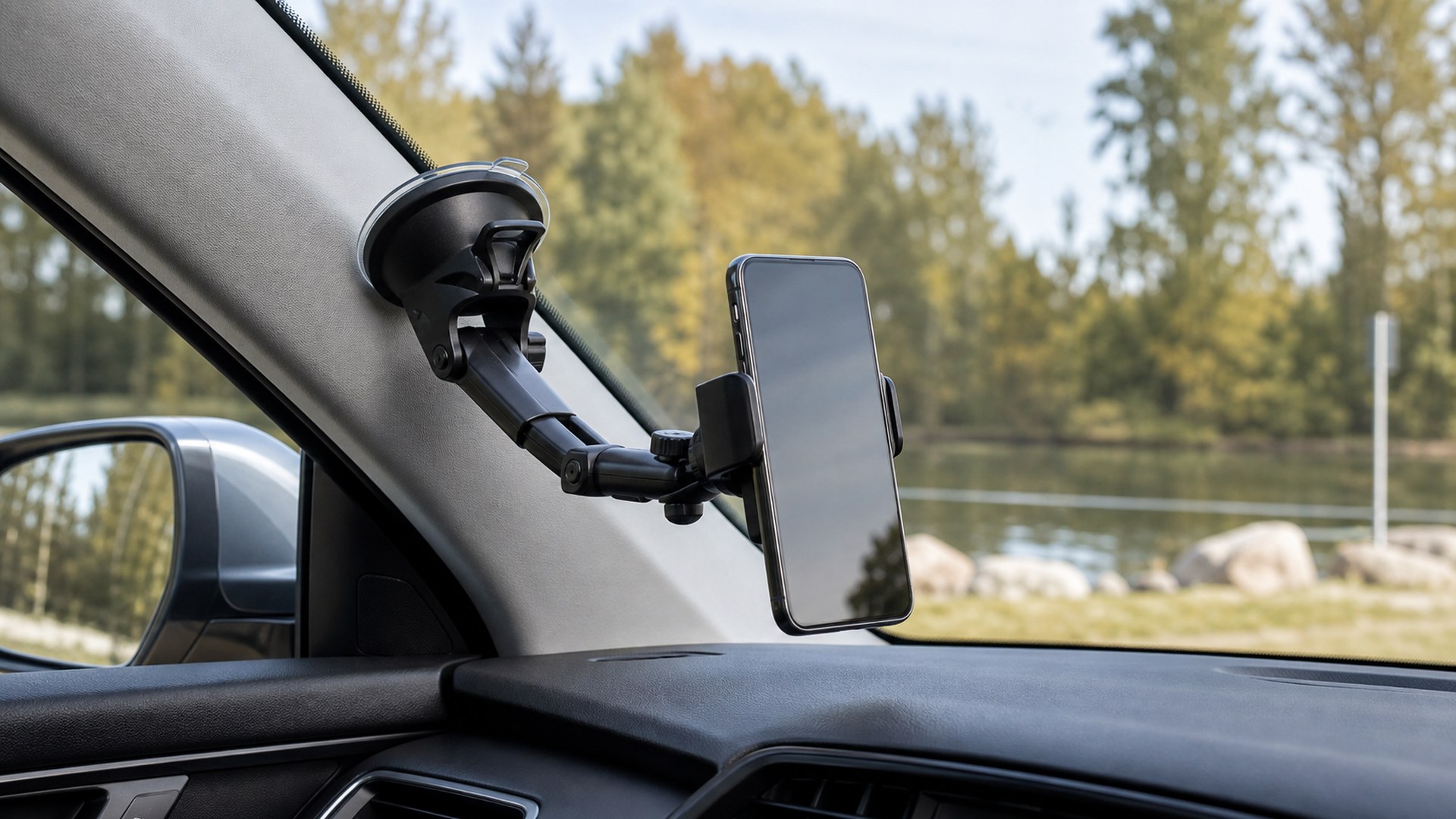How to Choose Windshield Phone Mounts for Interior Fitment Checks