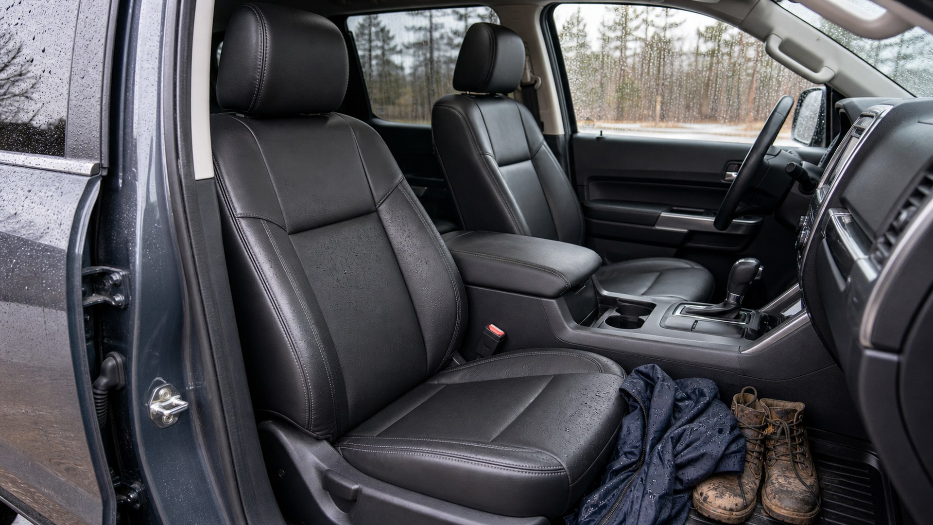 Leather Seat Covers Buying Guide for All-Weather Interior Use
