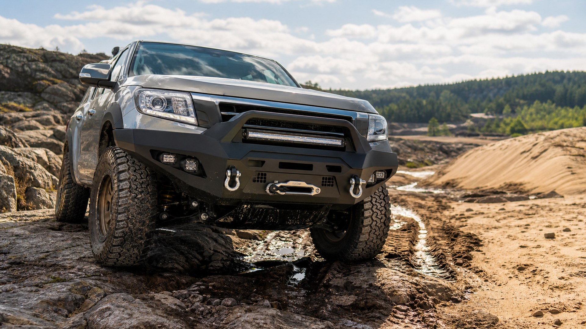 Off-Road Bumpers Buying Guide for Rock, Mud, and Sand Terrain