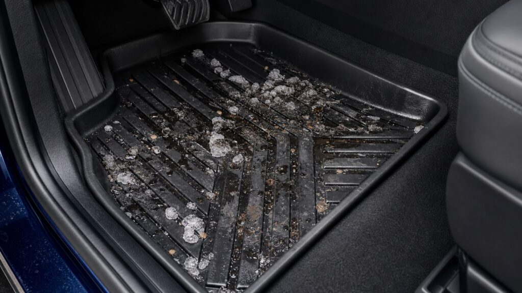 rubber floor liners shopping setup for floor protection protection needs with practical vehicle-focused details
