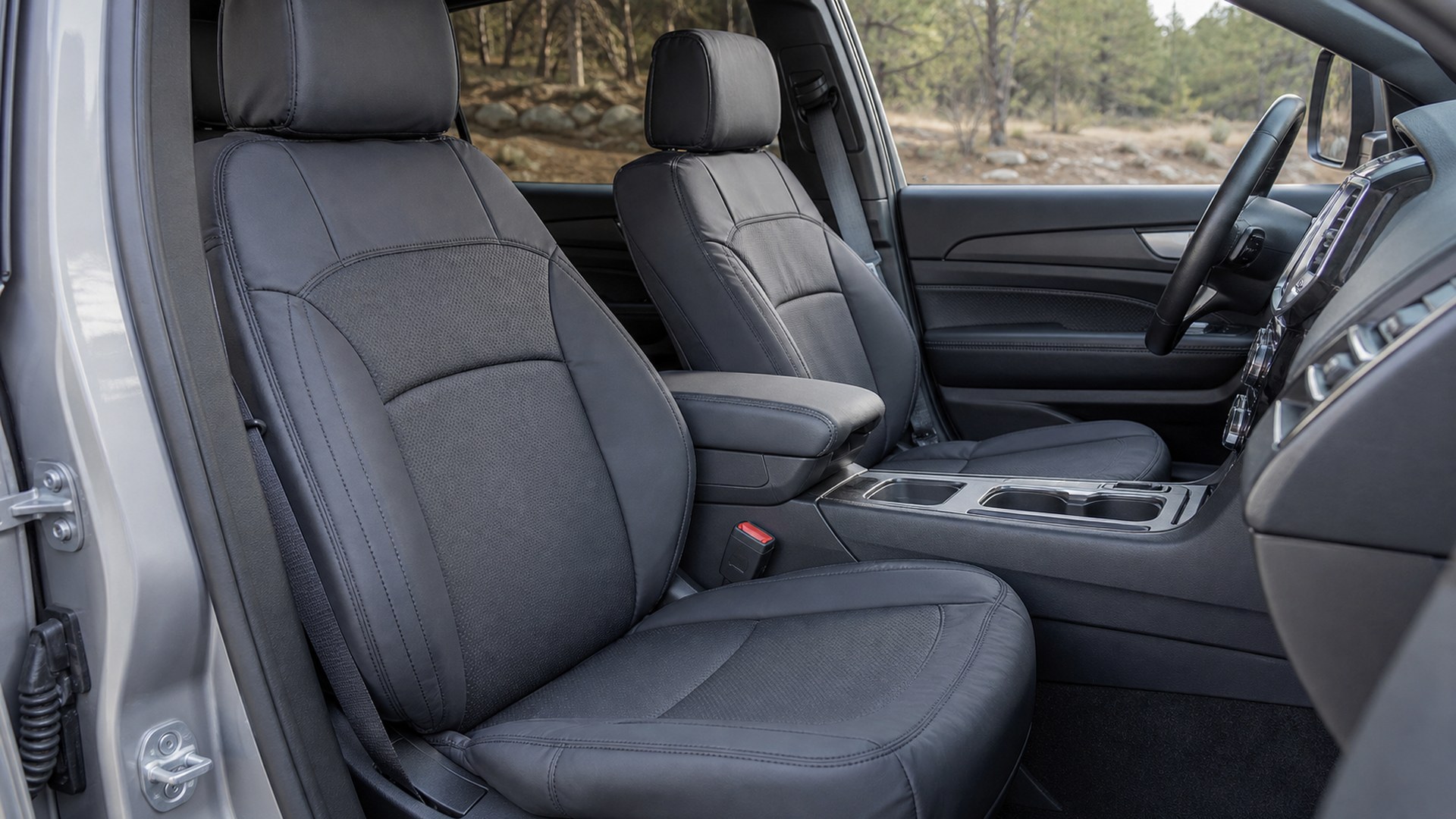 Waterproof Seat Covers Buying Guide for Cabin Comfort Upgrades