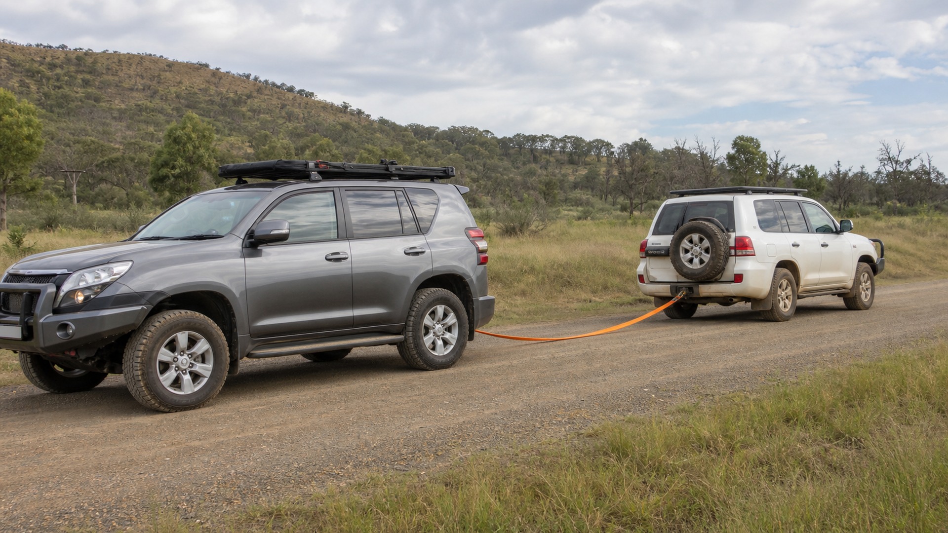 When to Use Tow Straps Instead of Recovery Winches