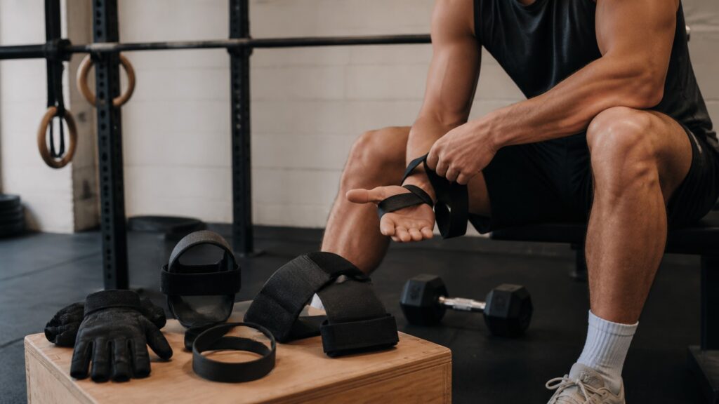 grip accessories workout role explainer hero image for Review Streets