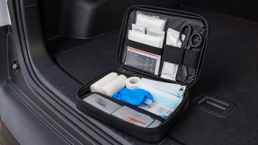 car first aid kits explainer hero image for Review Streets