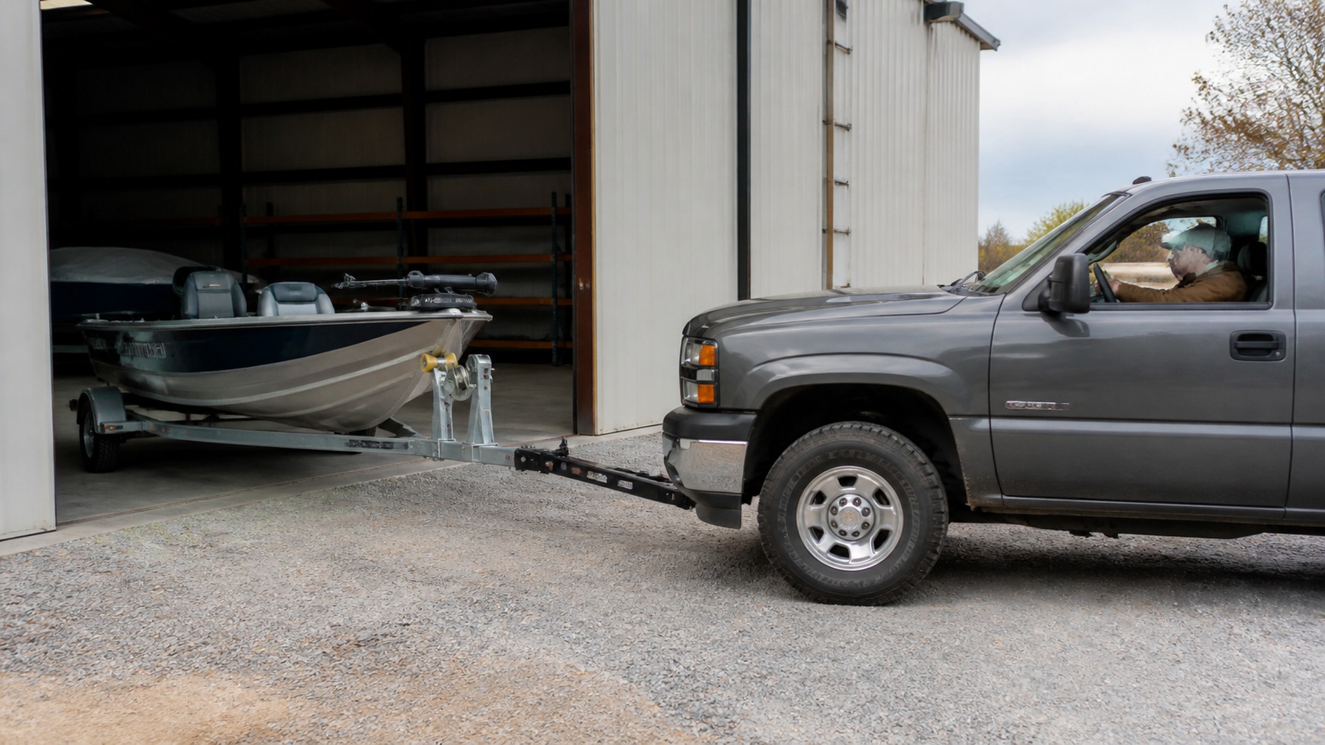 When to Use Front Mount Hitches Instead of Fifth Wheel Hitches