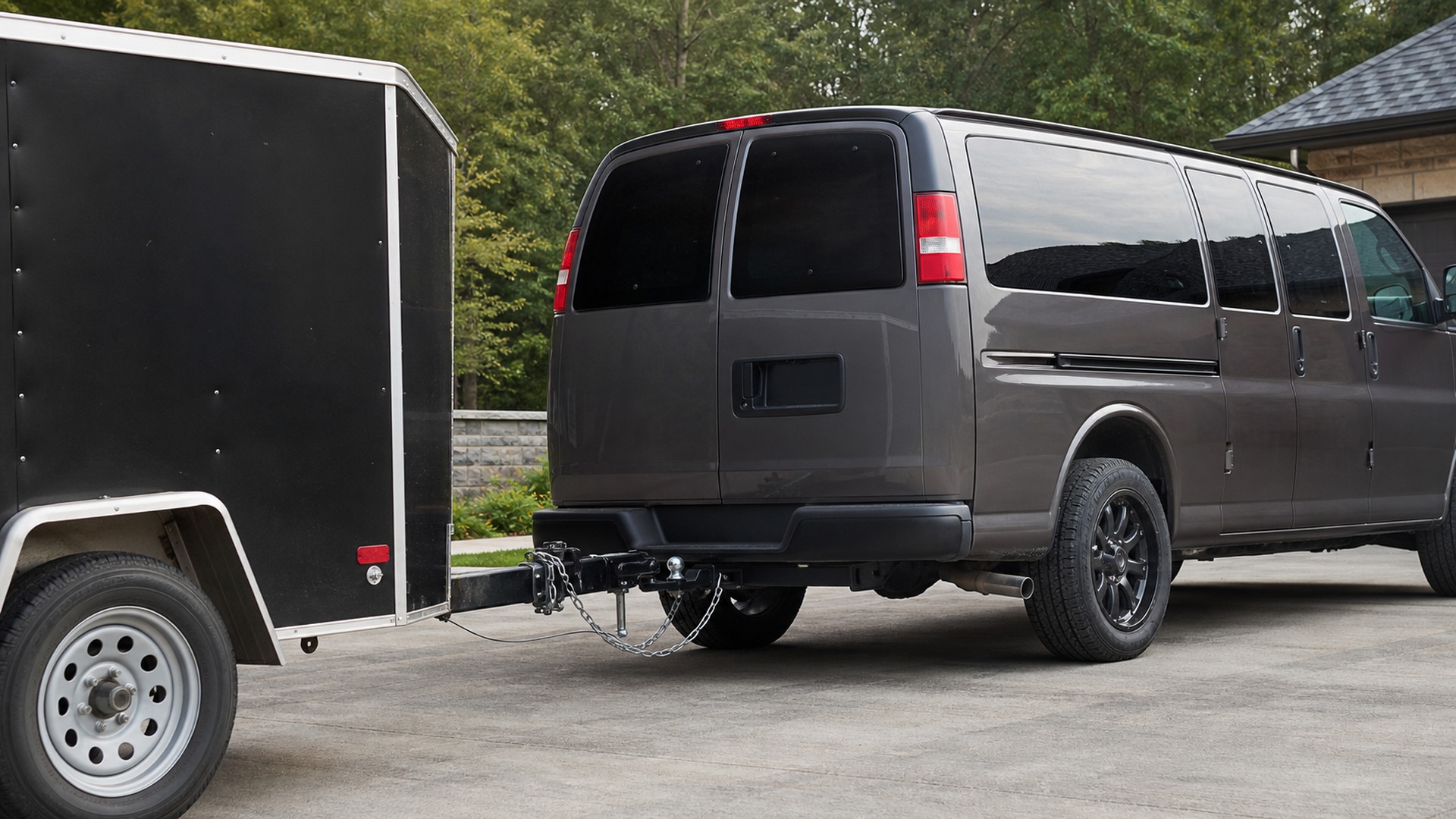 When to Use Receiver Hitches Instead of Front Mount Hitches