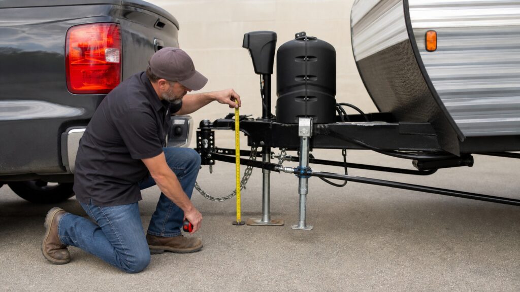weight distribution hitches explainer hero image for Review Streets