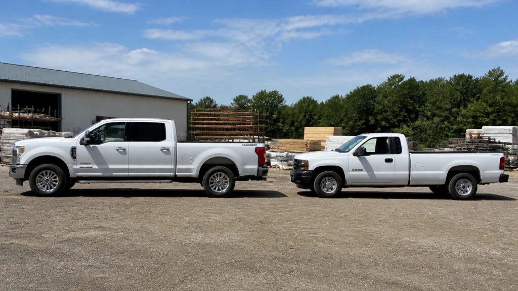 full size pickup trucks explainer hero image for Review Streets