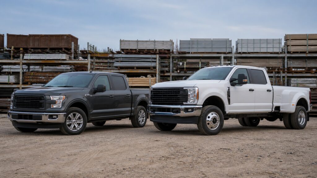 full size pickup trucks explainer hero image for Review Streets