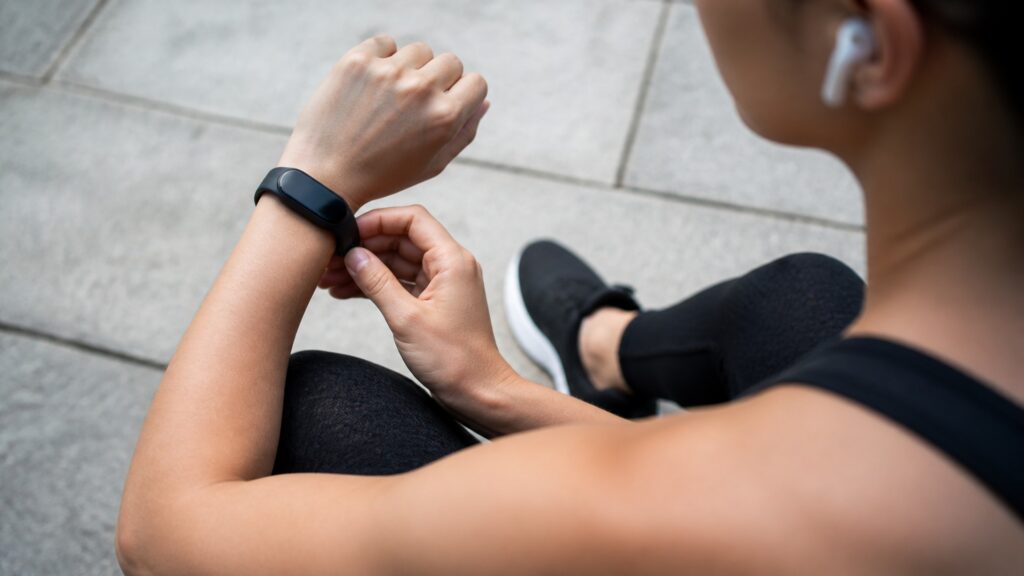 fitness bands explainer hero image for Review Streets