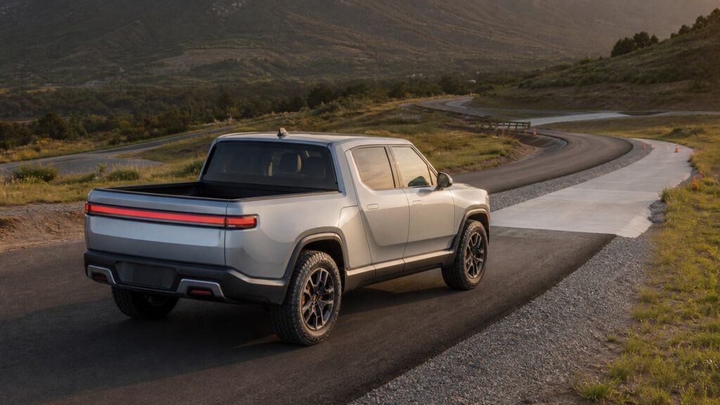 electric pickup trucks shopping setup for test drive priorities with practical vehicle-focused details