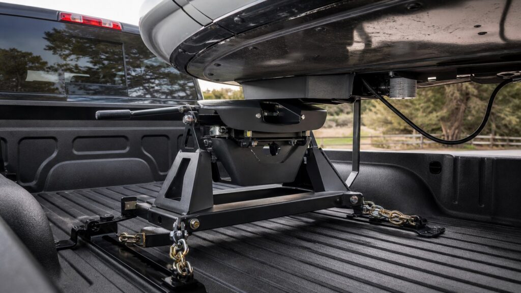 fifth wheel hitches shopping setup for trailer hitches load planning with practical vehicle-focused details