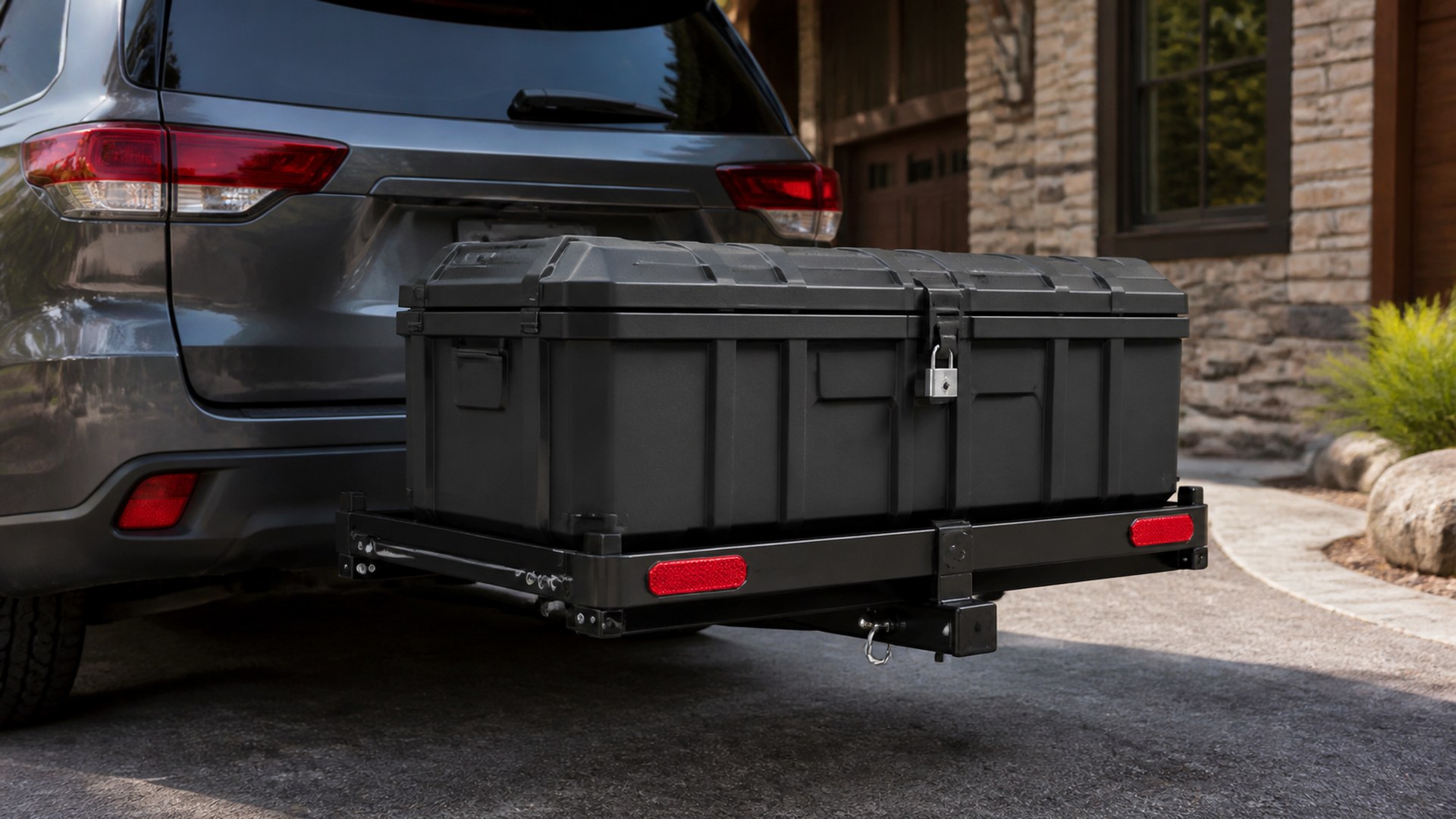 How to Choose Hitch Mounted Storage Boxes for Cargo Security and Storage