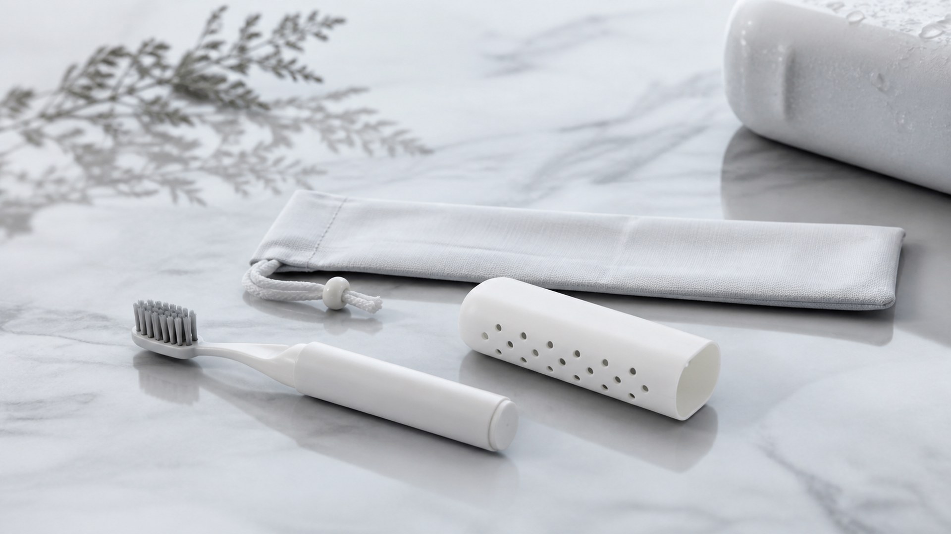 How to Choose Toothbrushes for Travel Kits